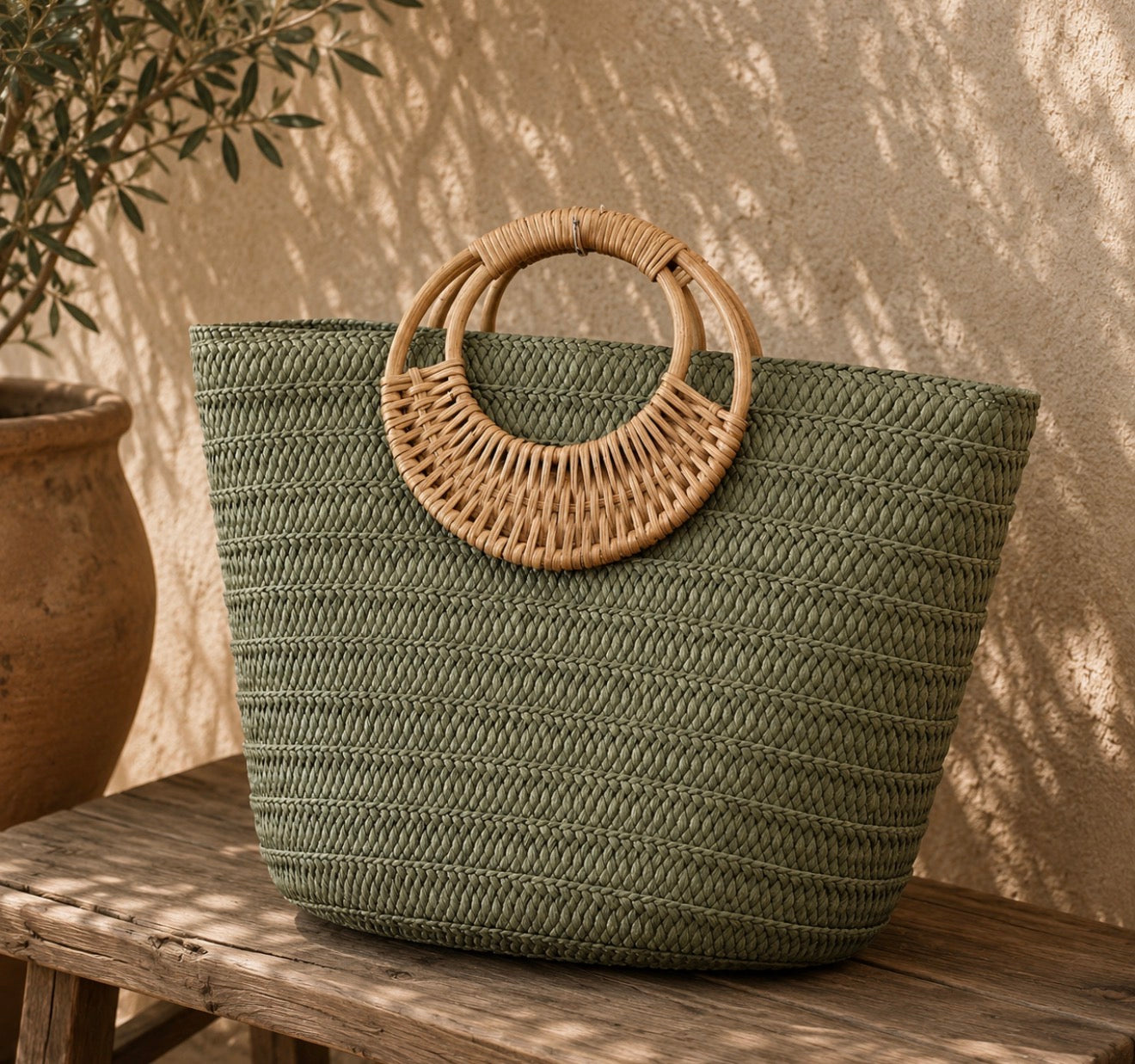 Sac Cabas en Paille Tressée Vert Olive – L'Allié Chic de votre Été
